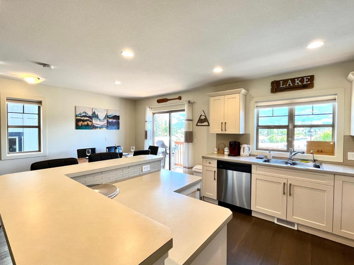 Perfect Base Invermere 3Bd Townhouse Mt Views With Garage 外观 照片